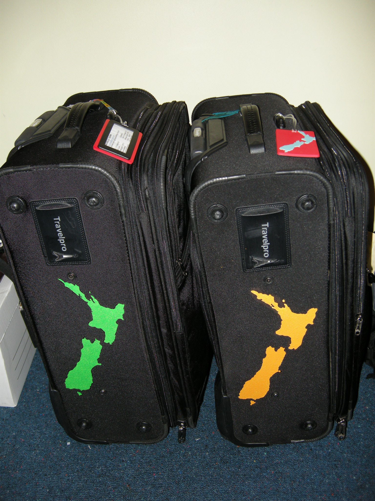 Painted luggage, 2008 – Book The Art